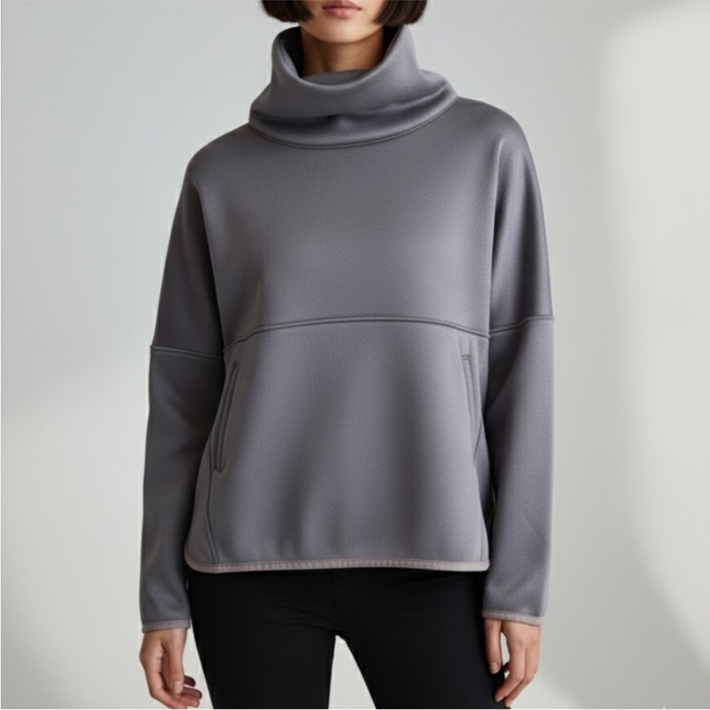 The North Face Canyon Flats Stretch Poncho M-L
